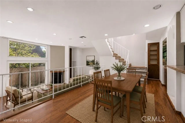 17943 Magnolia Boulevard #16 photo 4
