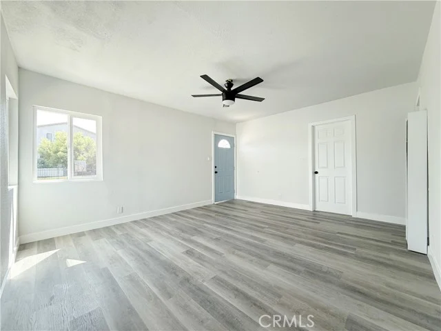 619 E 116th Street photo 3