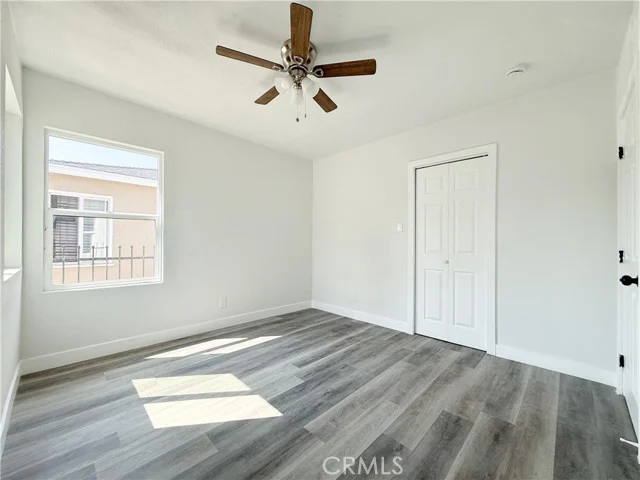 619 E 116th Street photo 5