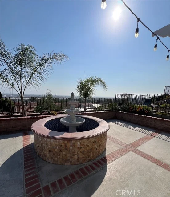 3221 Carolwood photo 4