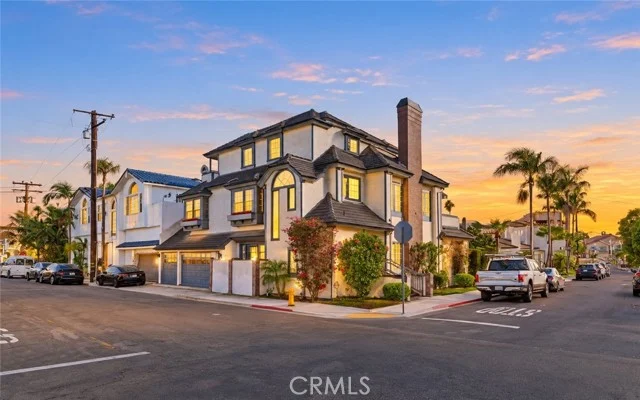 40 E Neapolitan Lane, Long Beach