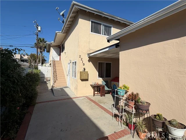 2217 Barbour Court photo 2