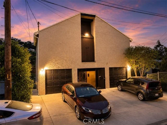 1825 N Easterly Terrace, Silver Lake