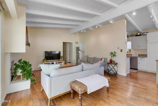 308 S Redondo Avenue photo 4