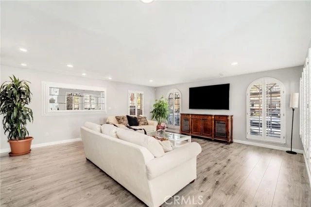 6020 Ocean Boulevard photo 5