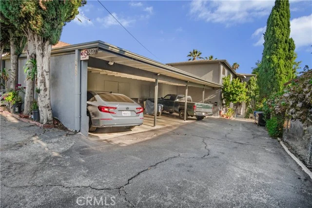 5620 Stratford photo 4