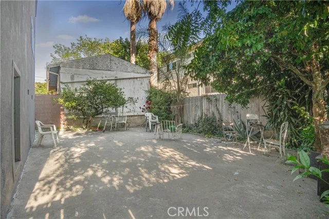 5620 Stratford photo 5