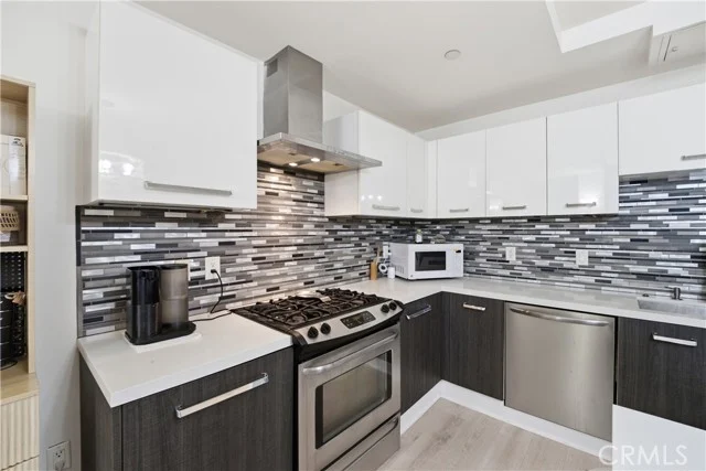 433 Pine Avenue #201, Long Beach