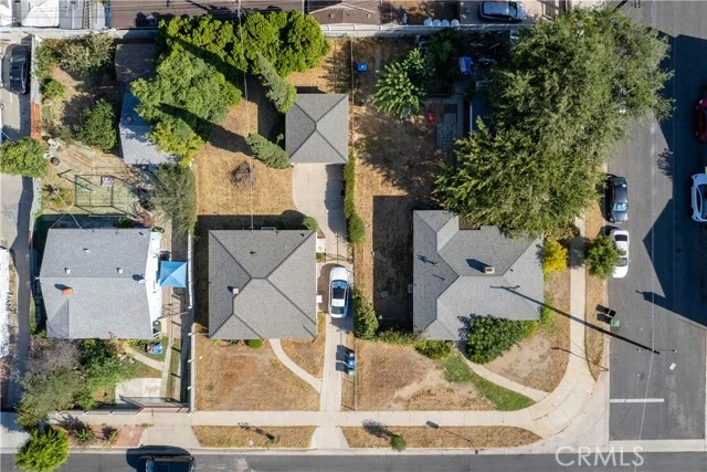 14005 Victory Boulevard photo 4