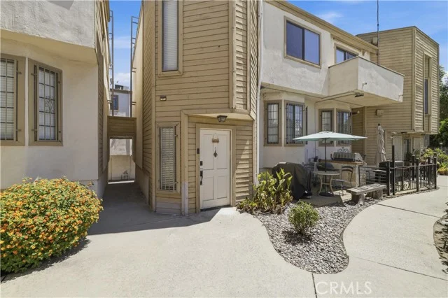 14715 Saticoy #9, Van Nuys