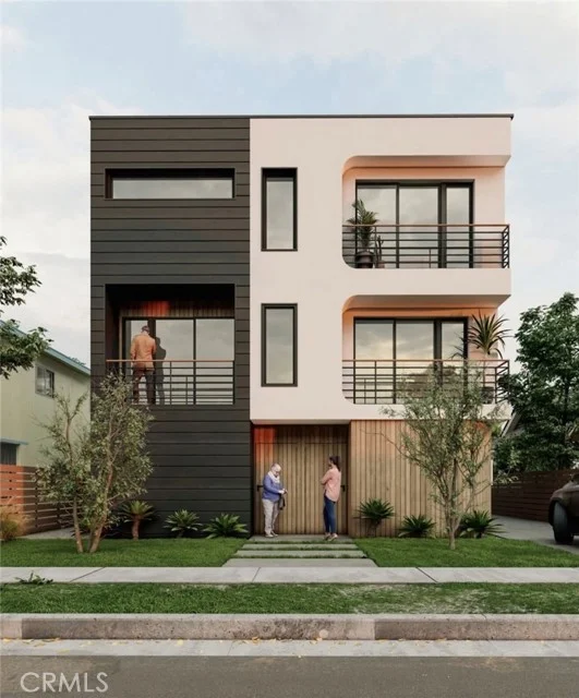 2214 S Spaulding, Los Angeles