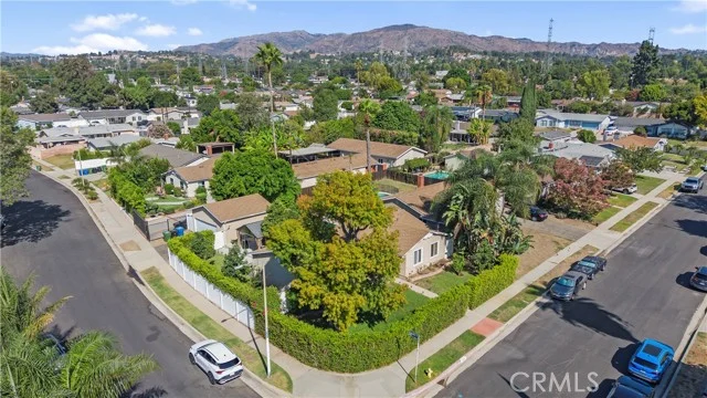 11201 Petit Avenue photo 5
