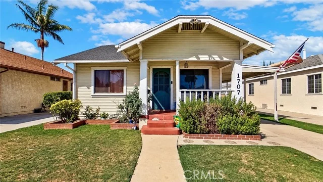 1707 E Poinsettia Street, Long Beach