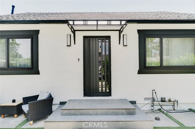 10414 Tiara Street photo 5