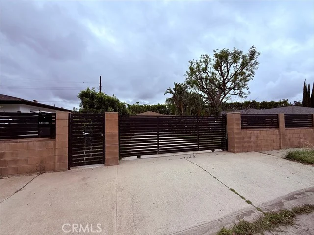13000 Lull, North Hollywood
