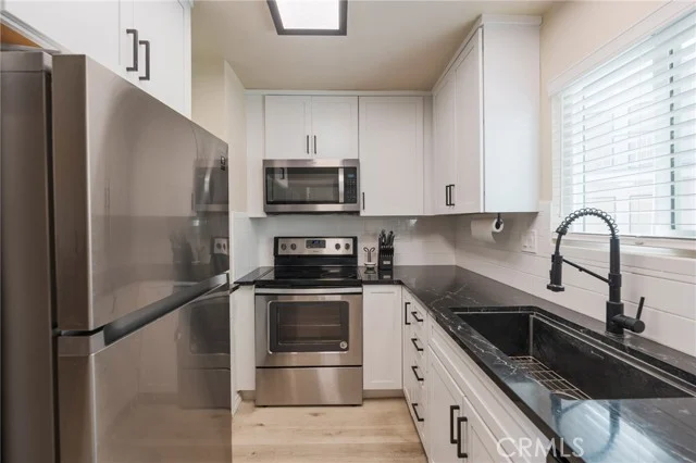 1108 Camino Real #407 photo 4