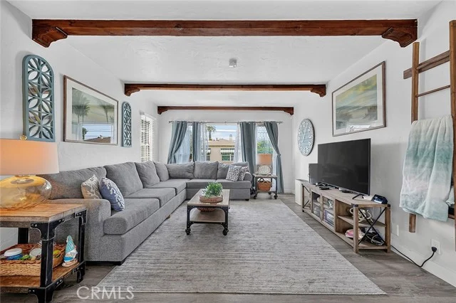 141 Glendora Avenue photo 4