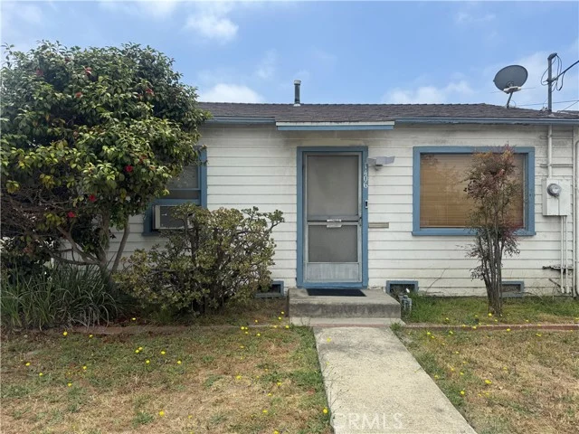 1406 W 223rd Street photo 2