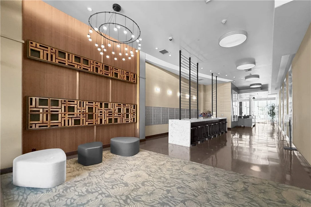 3810 Wilshire Boulevard #1009, Los Angeles