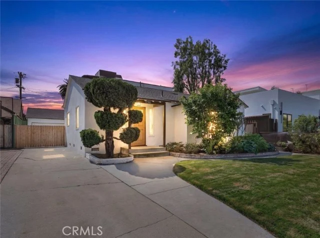 11946 Aneta Street photo 4