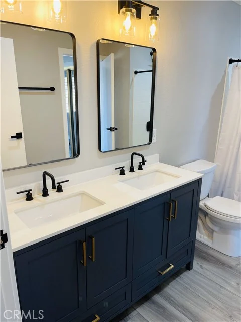 1054 W 23rd Street photo 4