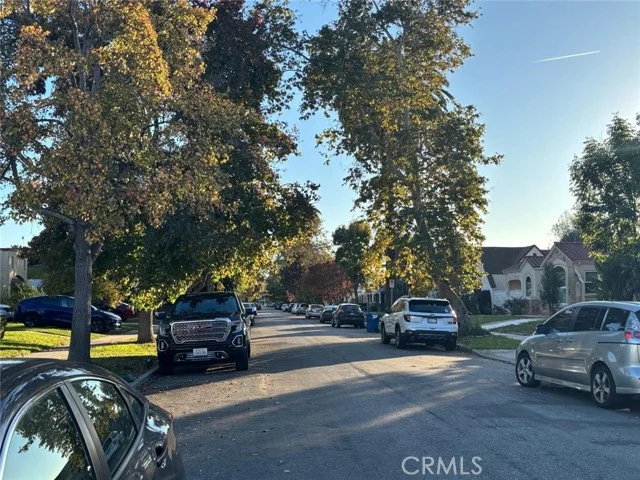 2134 S SYCAMORE Avenue photo 2
