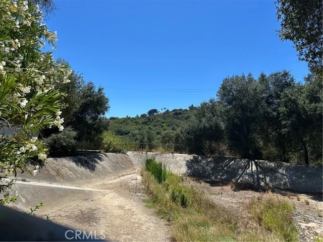 2451 Nalin DR photo 2