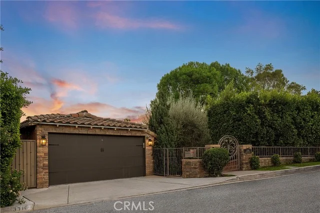 3310 Bennett Drive photo 2