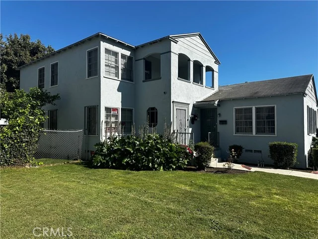 3526 Farmdale photo 2
