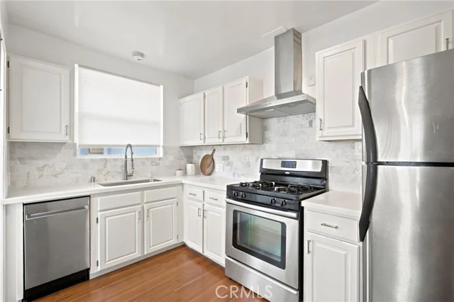 11822 Exposition Boulevard photo 4