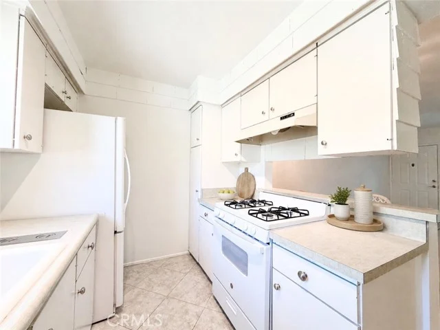 6041 Fountain Park Lane #11 photo 5
