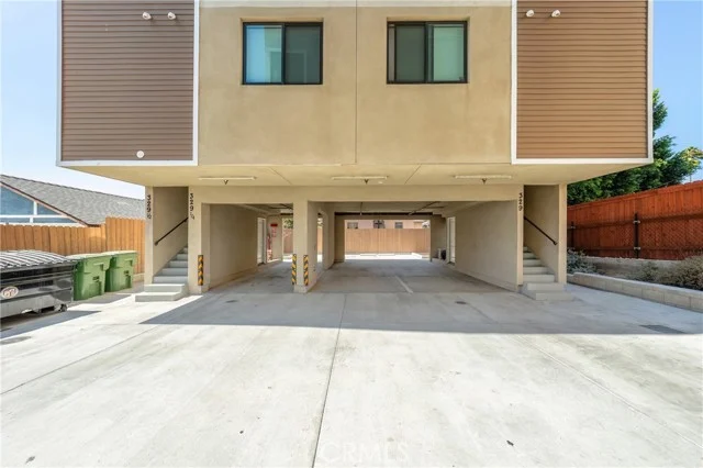 327 N Chicago photo 5