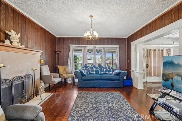 611 N Avenue 54 photo 4