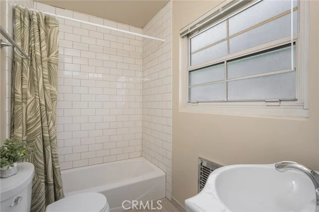 5734 Morley photo 4