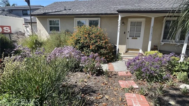 17435 Runnymede Street photo 2