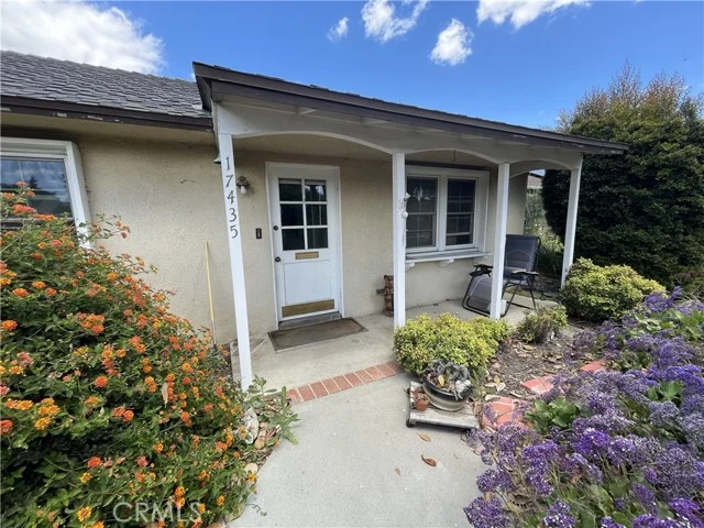 17435 Runnymede Street photo 3