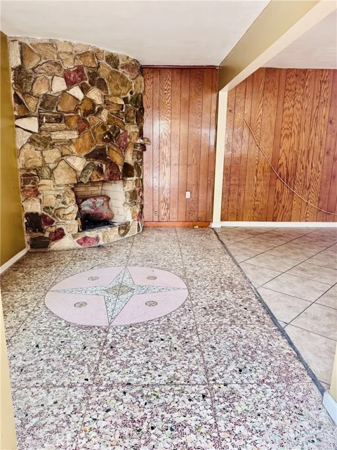 5226 Ithaca photo 5