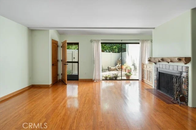 5249 Colodny #8 photo 2