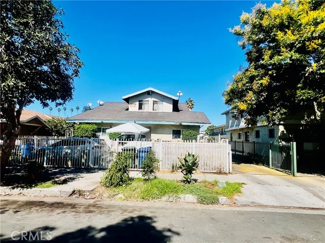 1081 W 39th, Los Angeles
