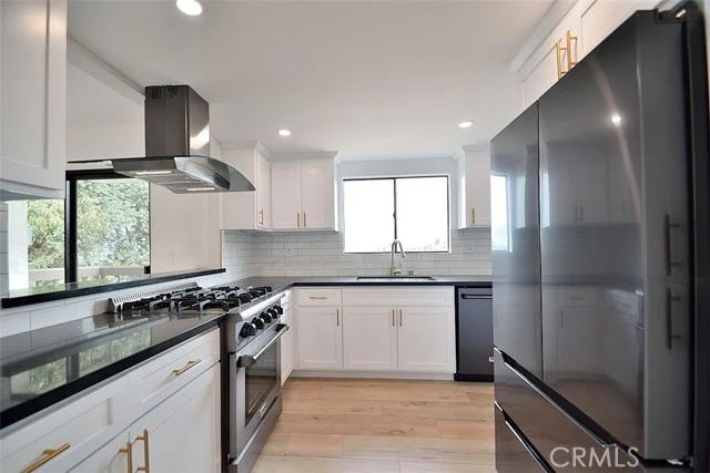 1447 Manhattan Beach Boulevard #E photo 5
