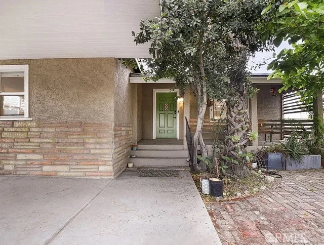 11757 Arminta Street, North Hollywood