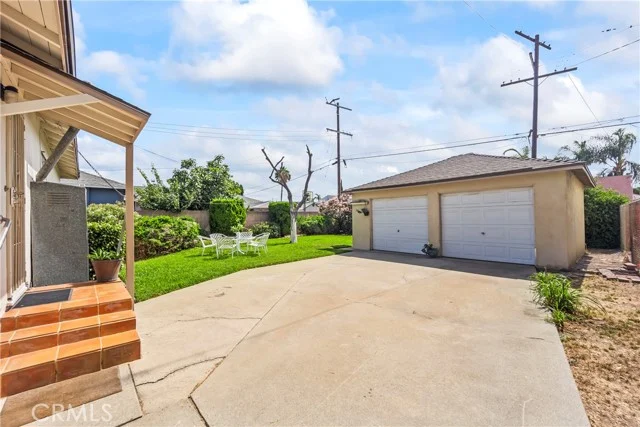 1024 Leonard Avenue photo 5