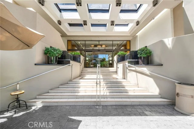 10445 Wilshire #1606 photo 4