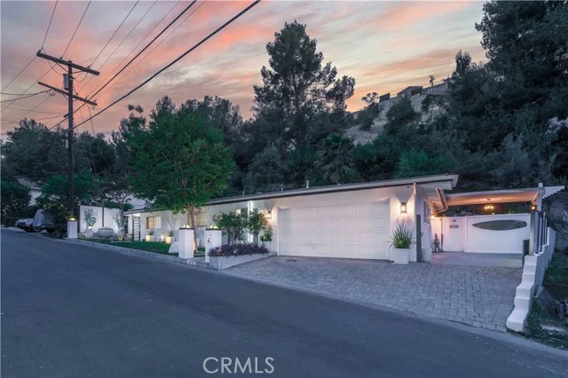 4771 Excelente Drive photo 2