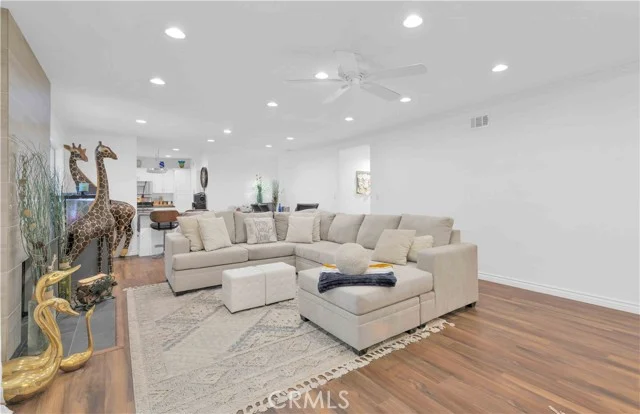 4771 Excelente Drive photo 4