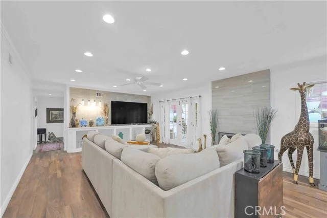 4771 Excelente Drive photo 5