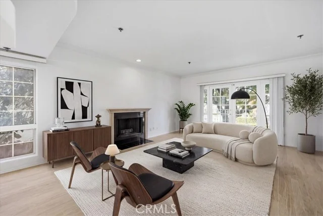 2205 S Bentley Avenue #102, Los Angeles