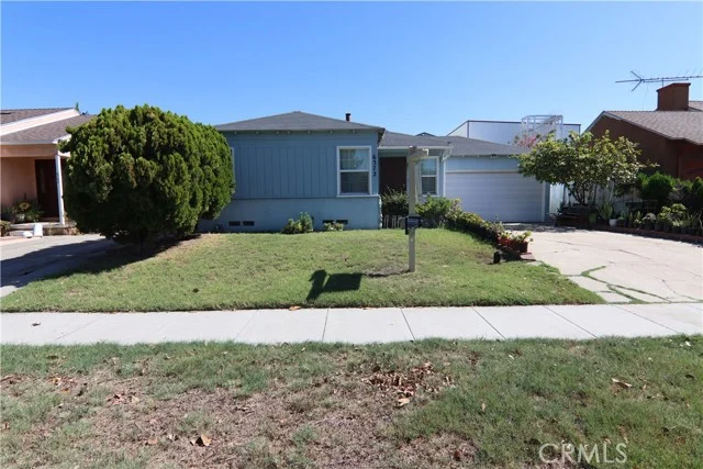 6372 Raymond Avenue photo 3