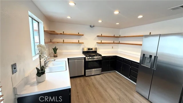 12380 Chandler Boulevard #B photo 3
