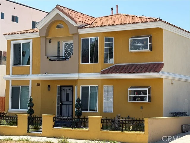 1518 W 206th, Los Angeles